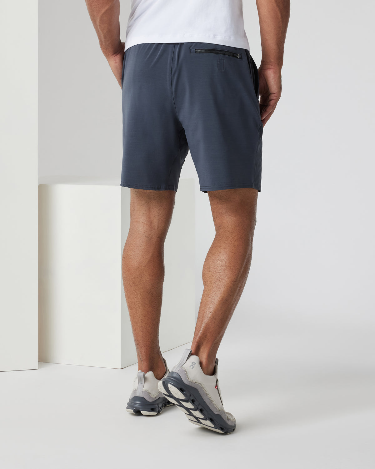 Vuori Elevate Kore Short Lined 7" Men's Navy Performance Shorts
