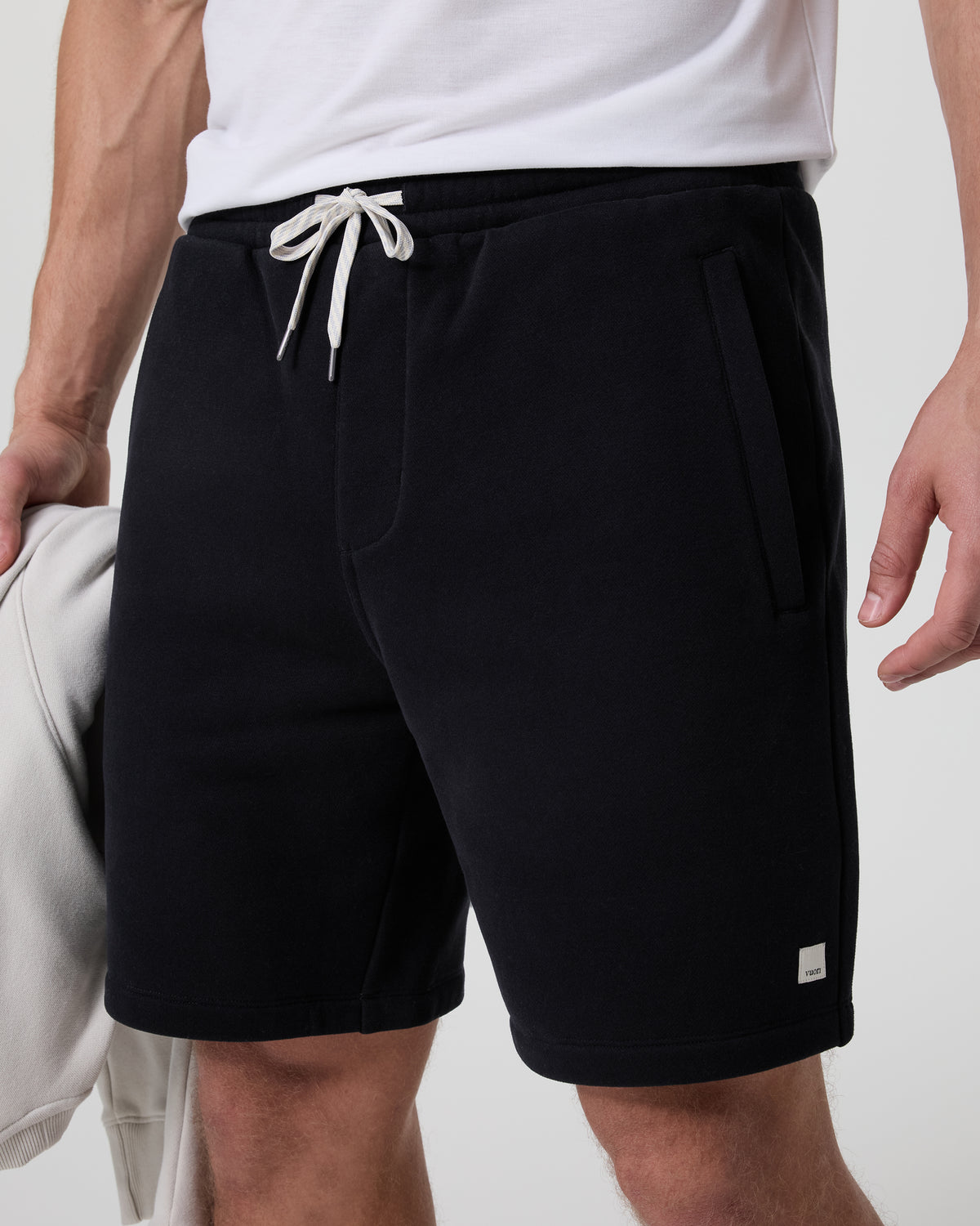 Vuori Seaside Short Classic Fit 8" Black