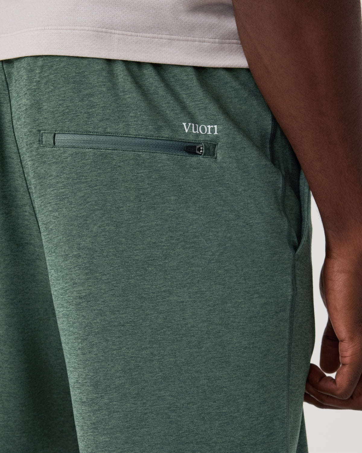 Vuori Sunday Performance Short 8" Men's Agate Green Shorts