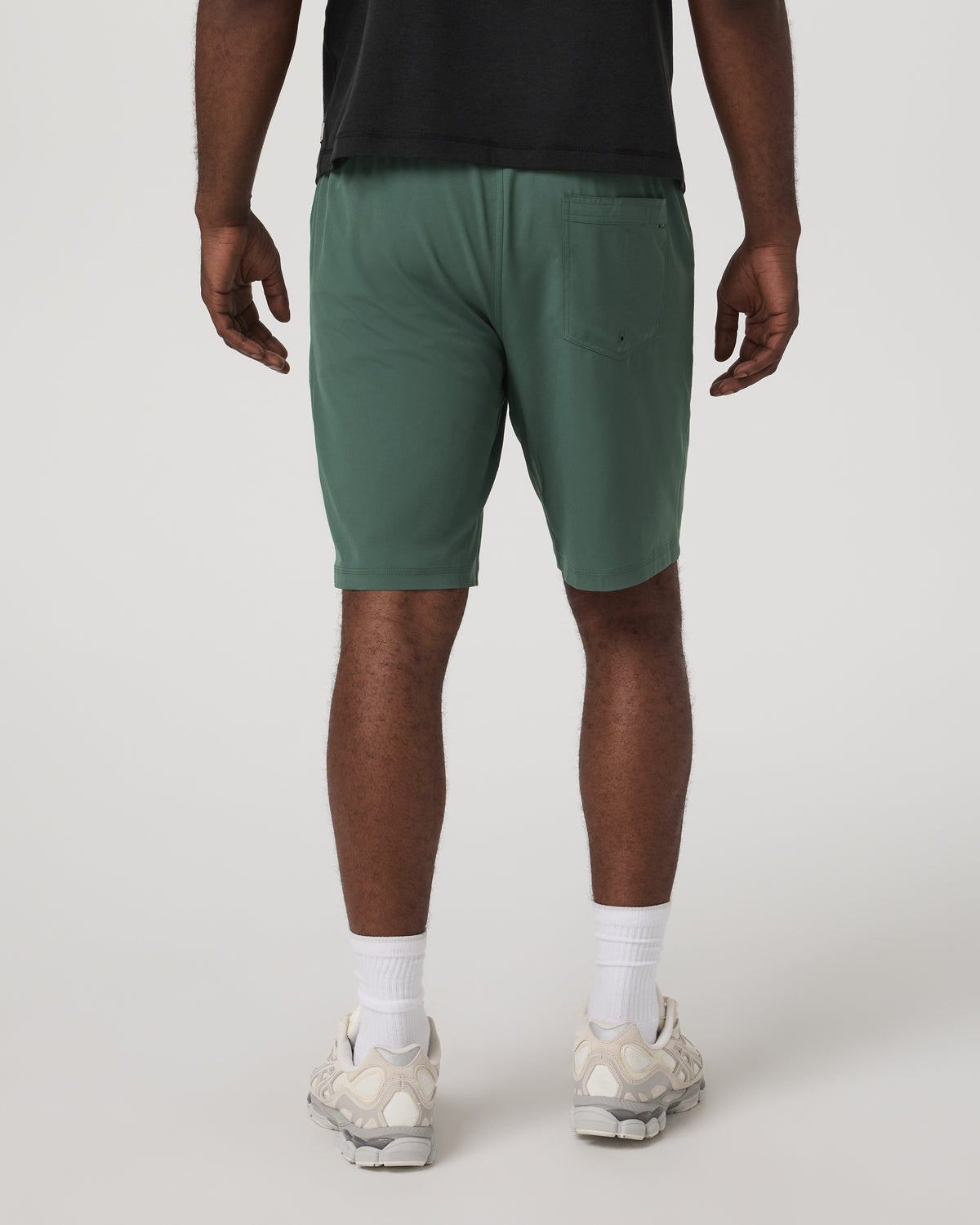 Vuori Kore Short Lined 9" Men's Agate Green Tonal Shorts
