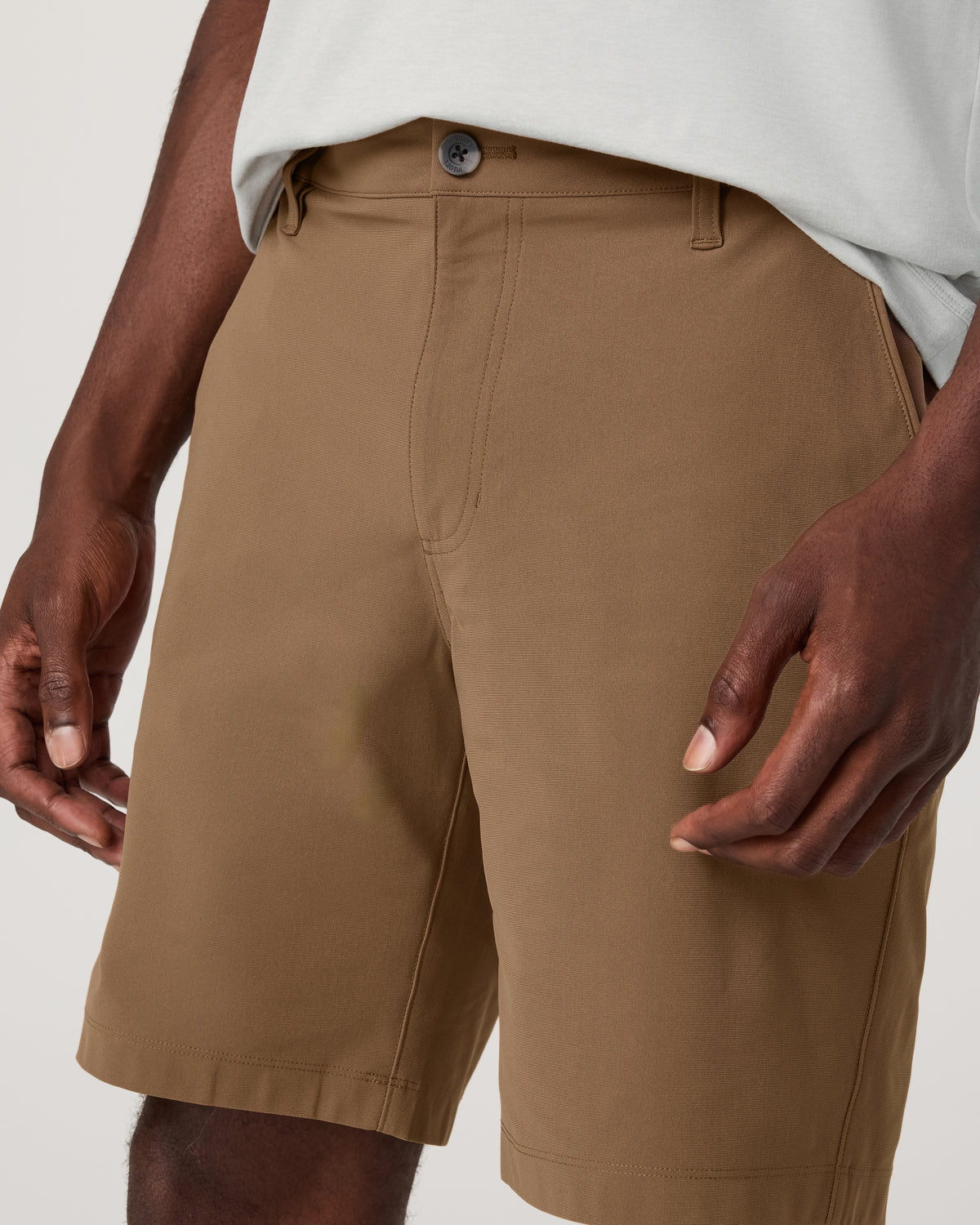 Vuori Meta Short 8" Men's Pecan Classic Chino Shorts