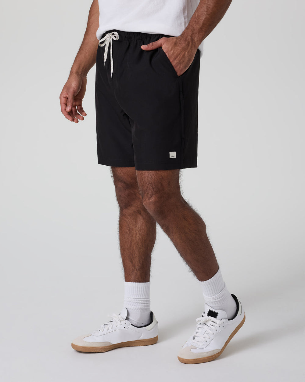 Vuori Banks Session Short 7" Black