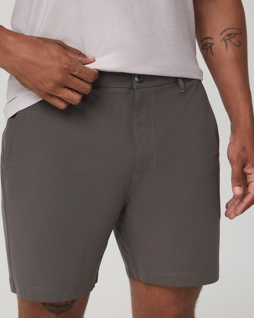 Vuori Meta Short 6" Men's Warm Grey Classic Chino Shorts