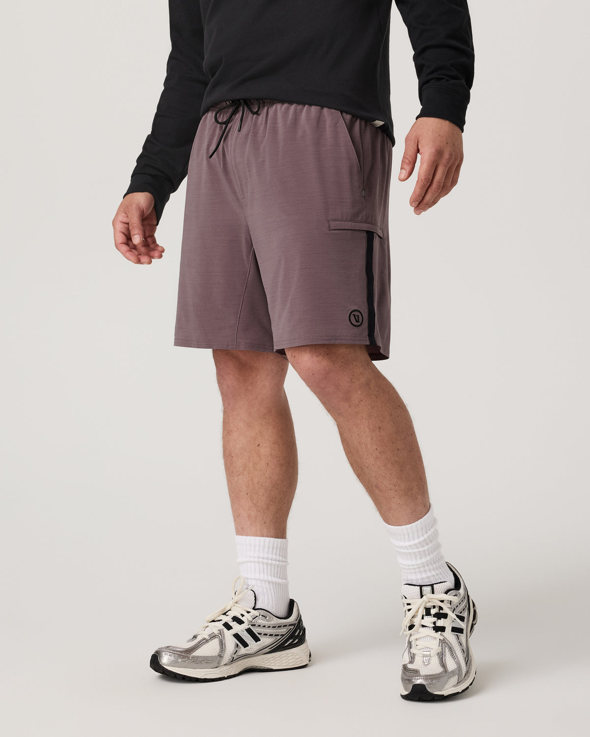 Vuori Elevate Kore Utility Short Lined 7" Men's Huckleberry Short