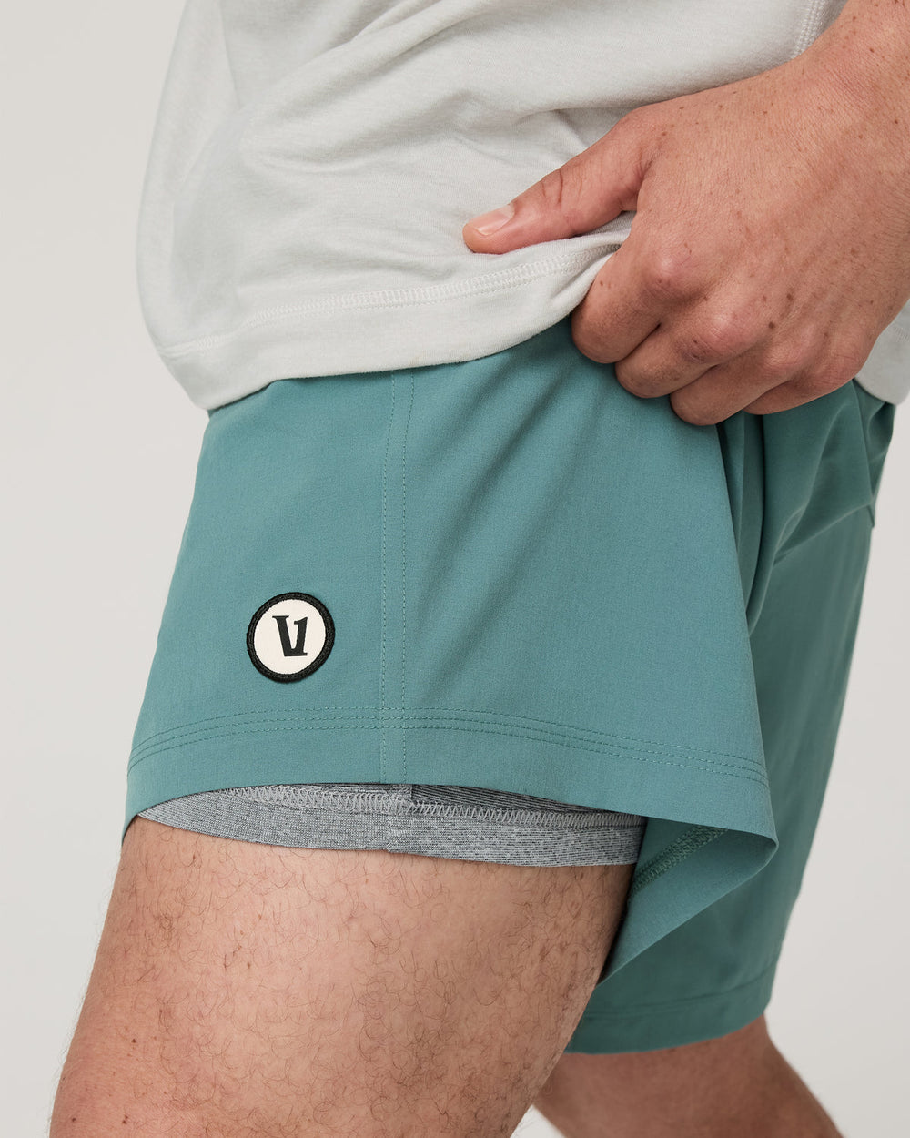 Vuori Kore Short Lined 7" Men's Bluegrass Shorts