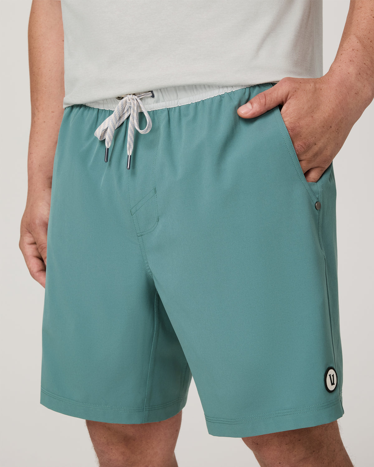 Vuori Kore Short Lined 7" Men's Bluegrass Shorts
