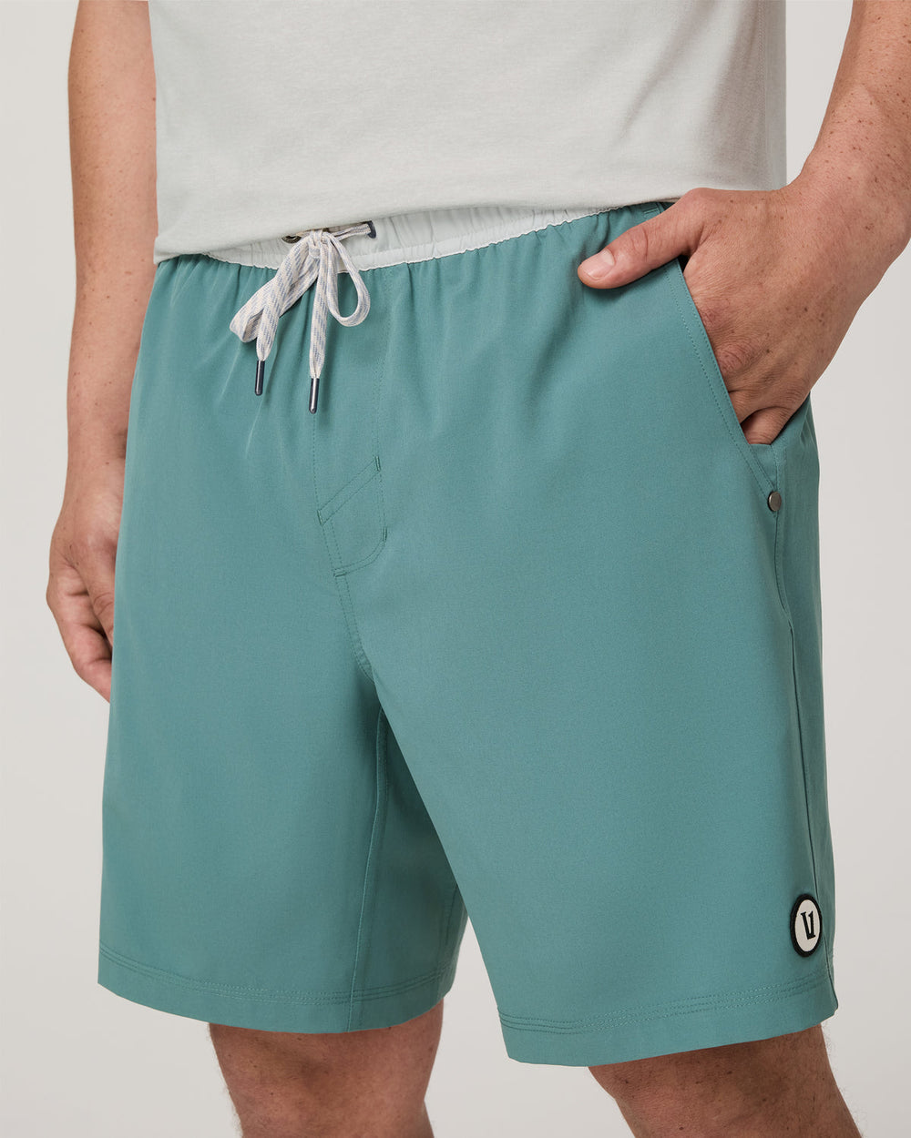 Vuori Kore Short Lined 7" Men's Bluegrass Shorts