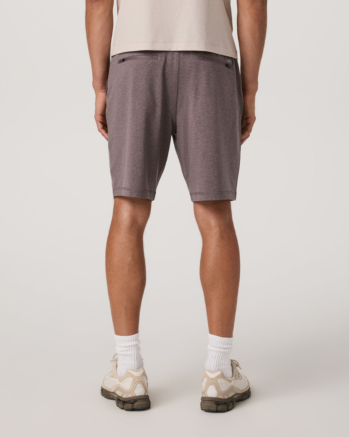 Vuori Sunday Performance Short 8" Men's Huckleberry Shorts