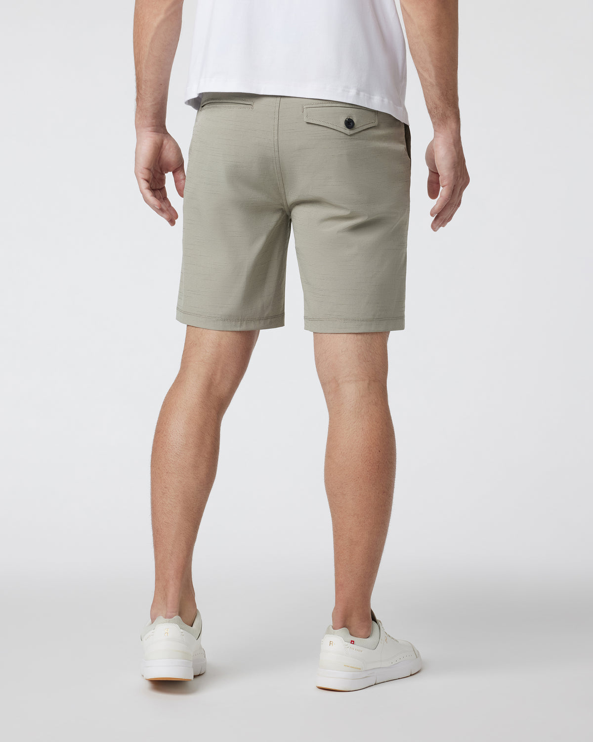 Vuori Pebble Short Men's Lightweight Gravel Tan Golf Shorts