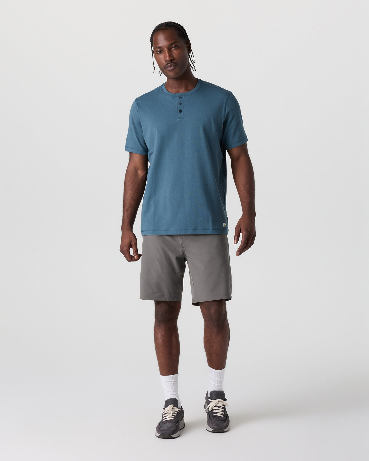 Vuori Aim Short Men's Warm Grey Tailored Shorts