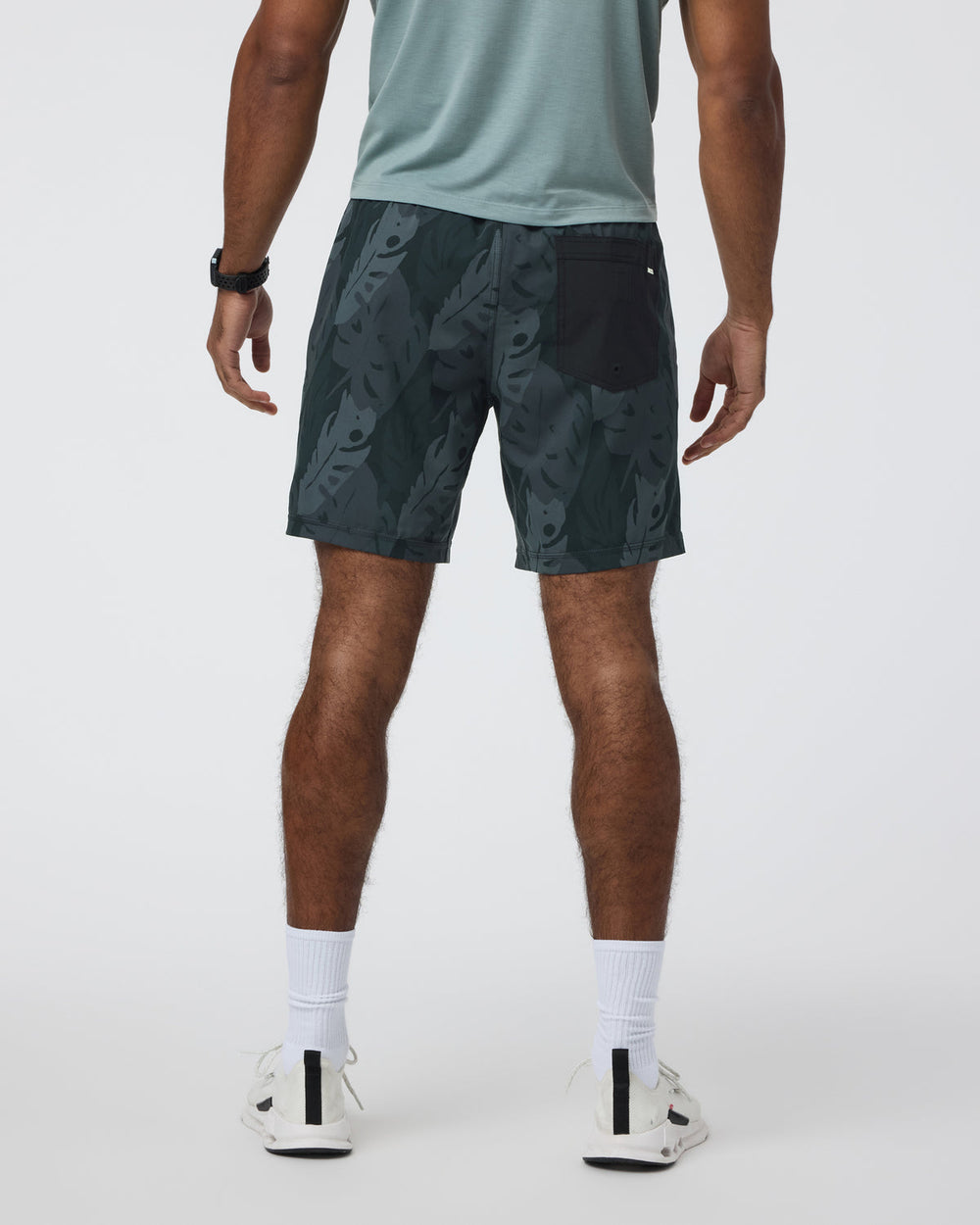 Vuori Kore Short Lined 7" Men's Black Leaves Athletic Shorts
