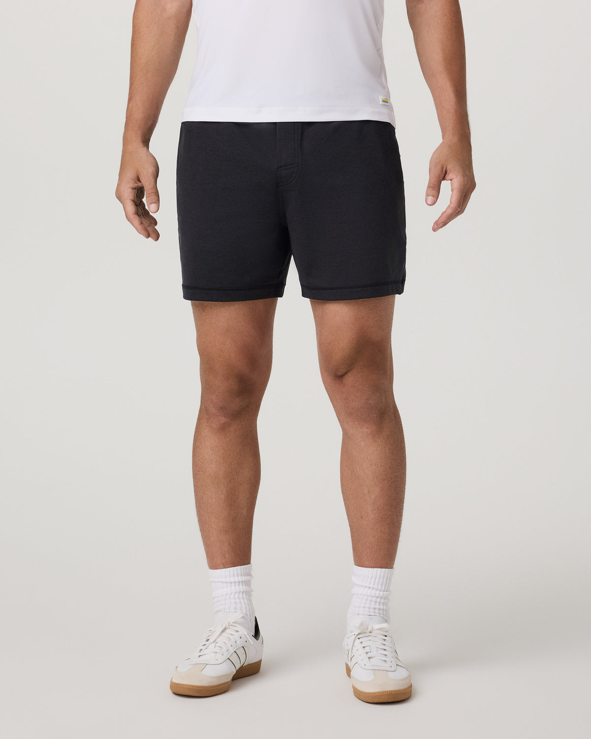 Vuori Coronado Short 5" Men's Black Heather Shorts