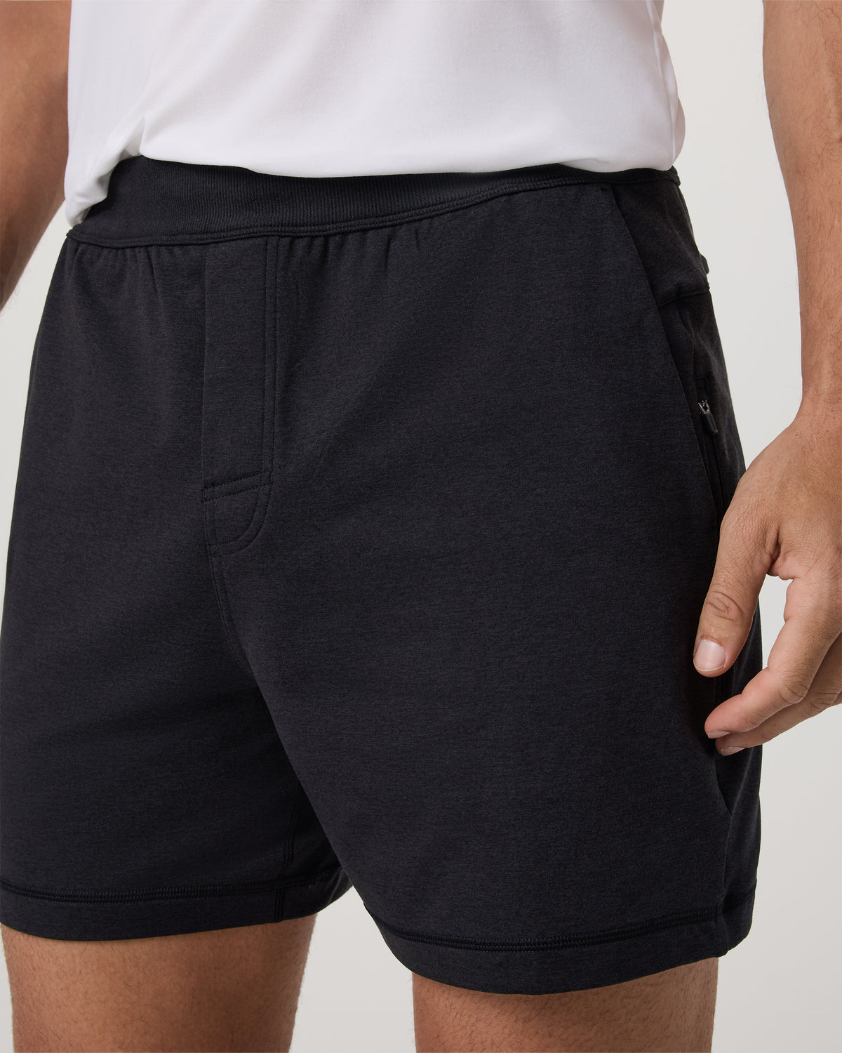 Vuori Coronado Short 5" Men's Black Heather Shorts