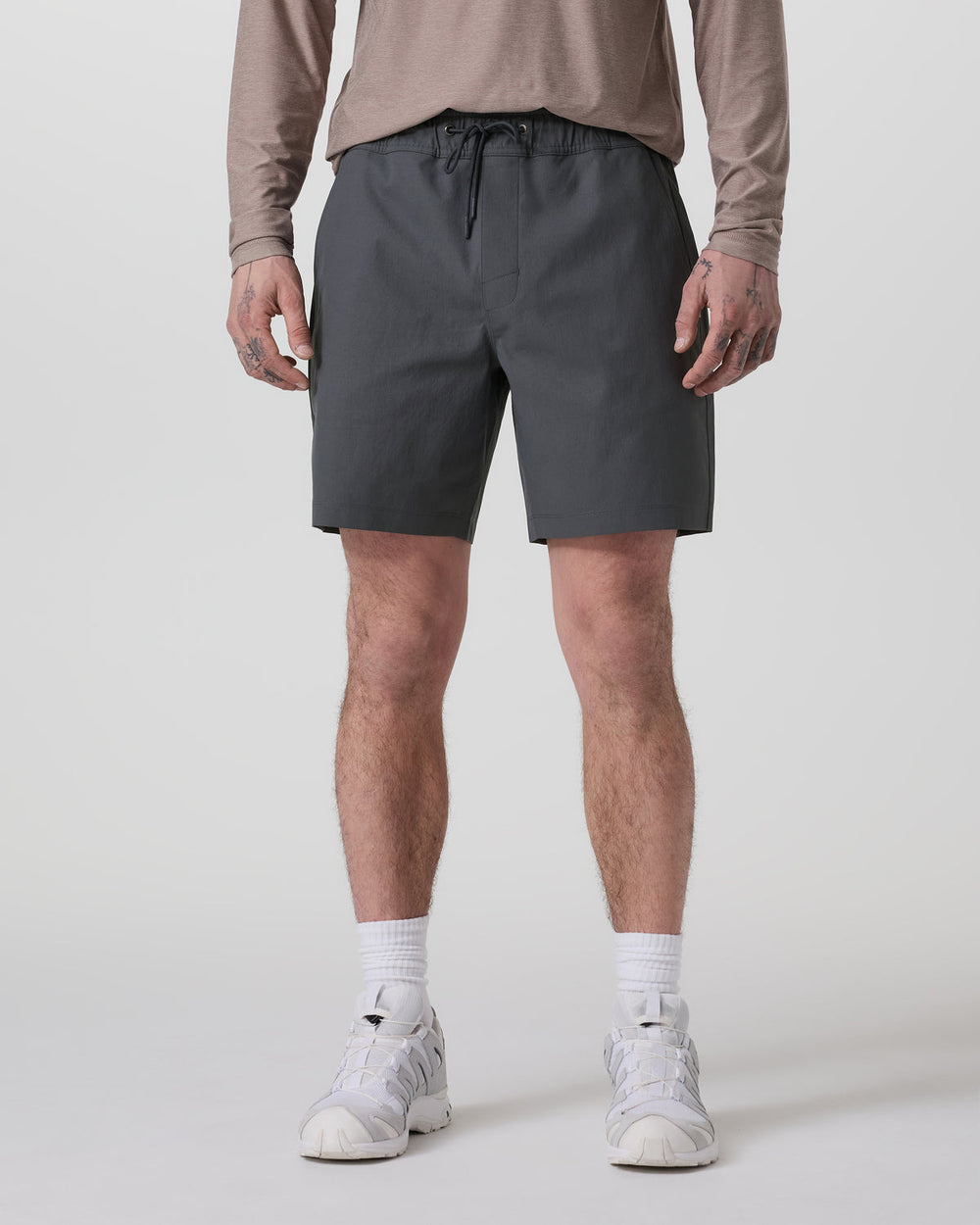 Vuori Cascade Crinkle Elastic Waist Short Classic Fit 8" Charcoal