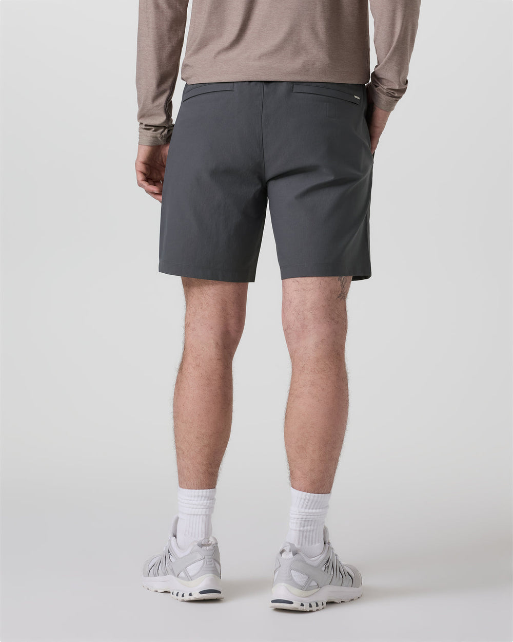 Vuori Cascade Crinkle Elastic Waist Short Classic Fit 8" Charcoal