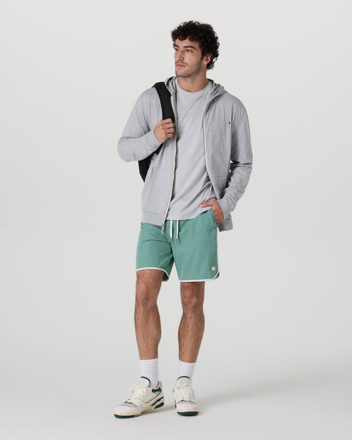 Vuori Banks Short Hedge Green Linen Texture