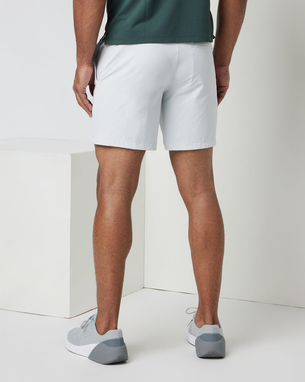 Vuori Crosscourt Short Men's Frost Grey Tennis Shorts