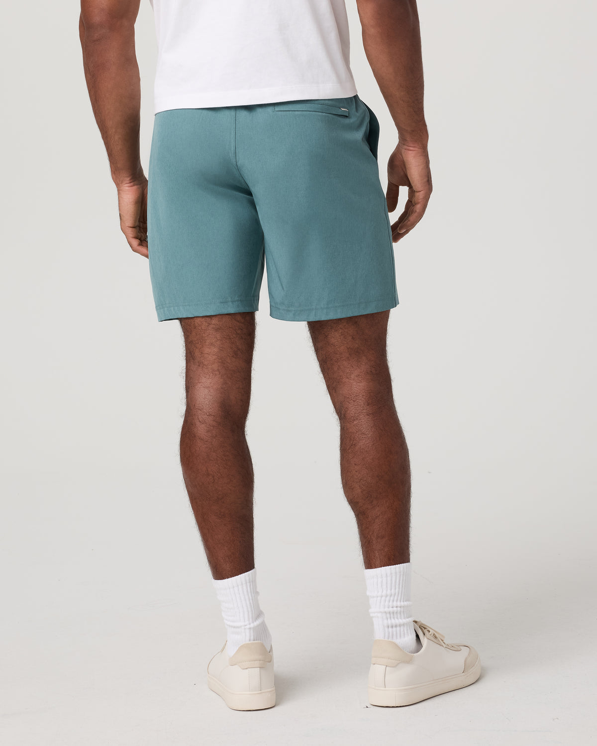 Vuori Banks Session Short Unlined 7" Bluegrass Linen Texture
