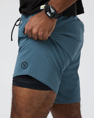 Vuori Elevate Kore Short Lined 7" Light Deep Sea Performance Shorts