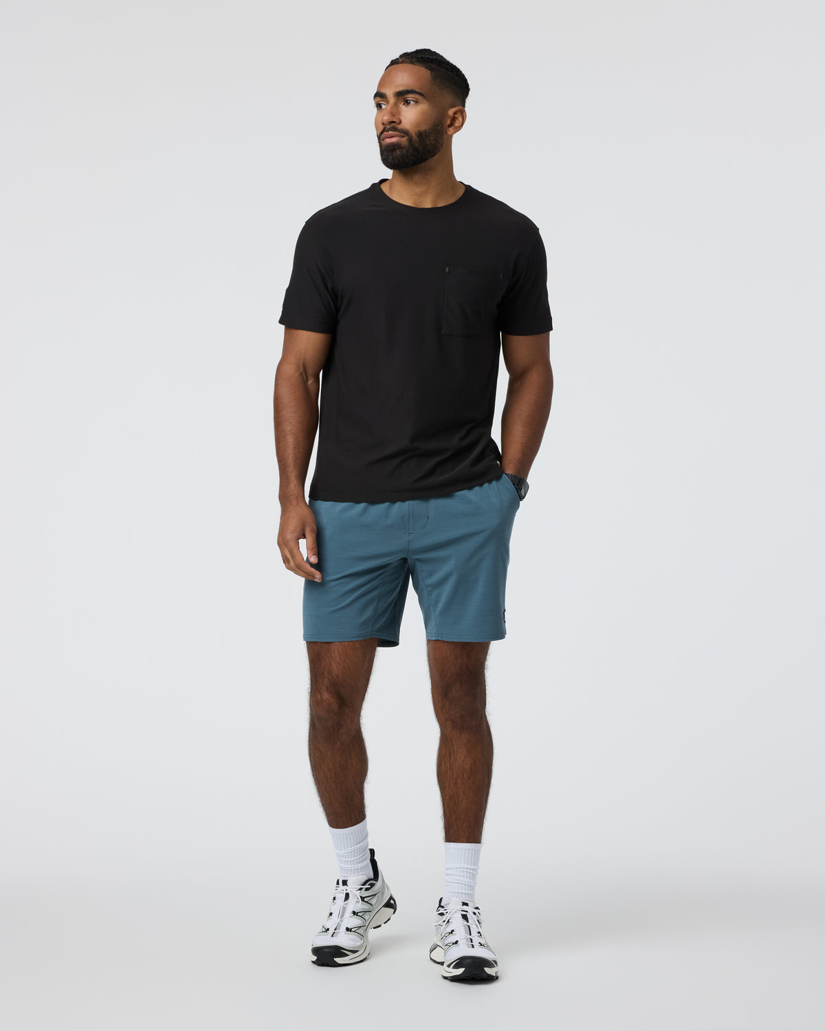 Vuori Elevate Kore Short Lined 7" Light Deep Sea Performance Shorts