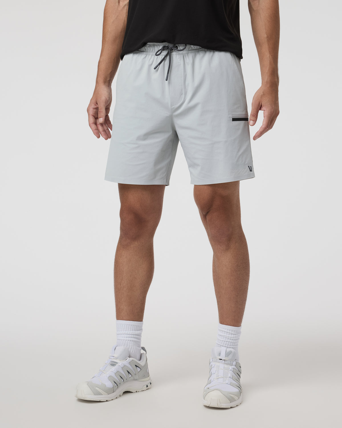 Vuori Grafton Short Lined Classic Fit 7" Sky Grey