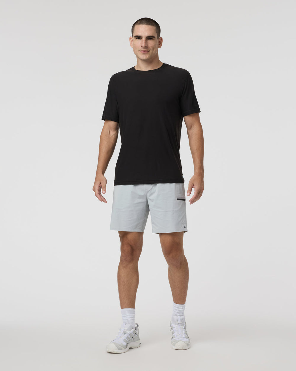 Vuori Grafton Short Lined Classic Fit 7" Sky Grey