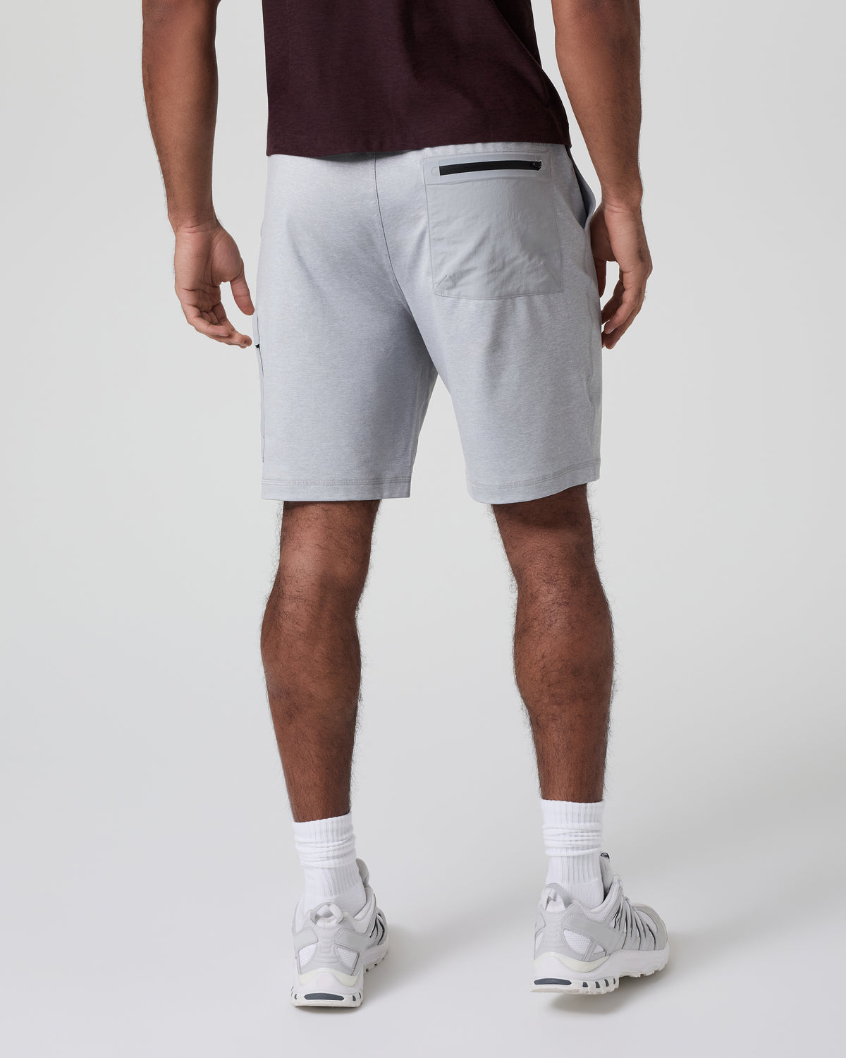 Vuori Sunday Performance Utility Short Classic Fit 8" Platinum Heather