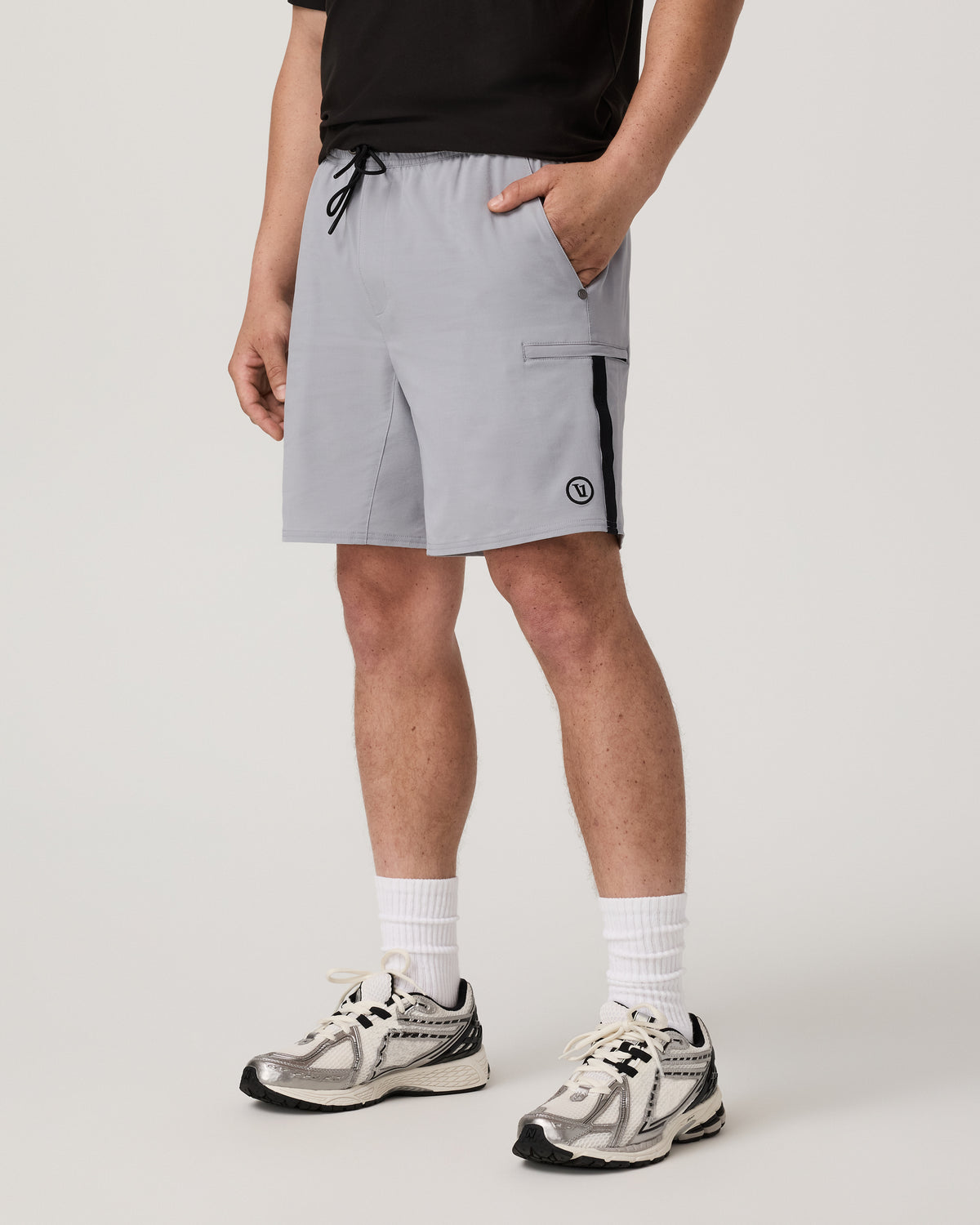 Vuori Elevate Kore Utility Short Lined 7" Men's Sea Fog Shorts