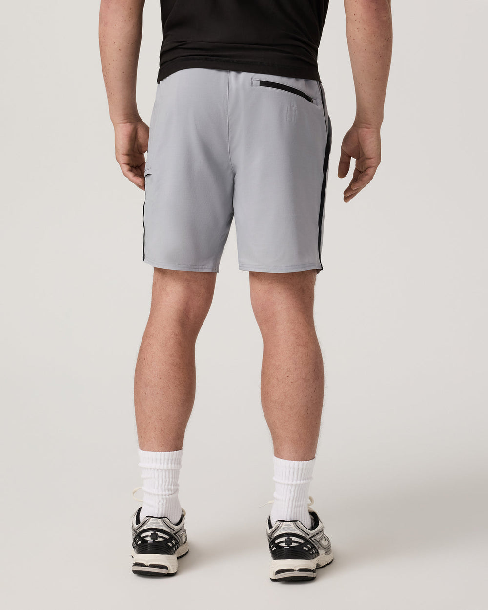 Vuori Elevate Kore Utility Short Lined 7" Men's Sea Fog Shorts