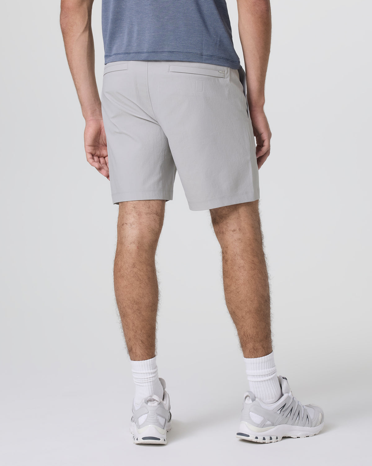 Vuori Cascade Crinkle Elastic Waist Short Classic Fit 8" Fog