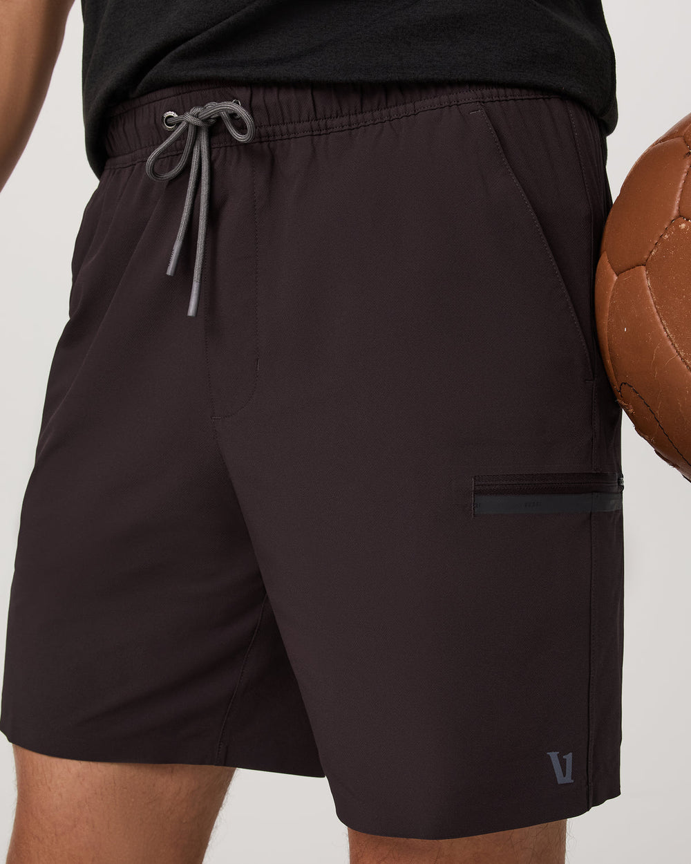 Vuori Grafton Short Unlined 7" Men's Raisin Training Shorts
