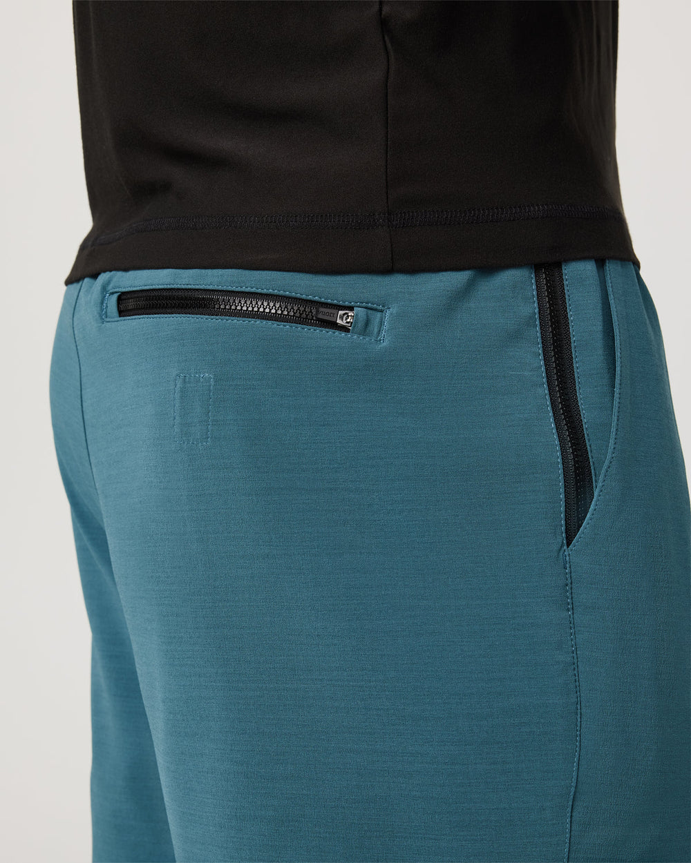 Vuori Elevate Kore Short Unlined 7" Men's Light Deep Sea