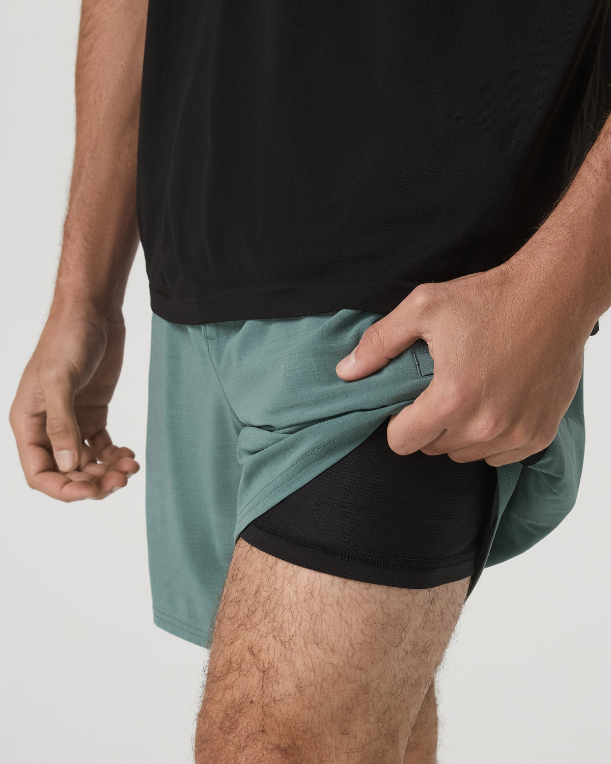 Vuori Elevate Kore Utility Short Lined 7" Men's Kashmir Shorts