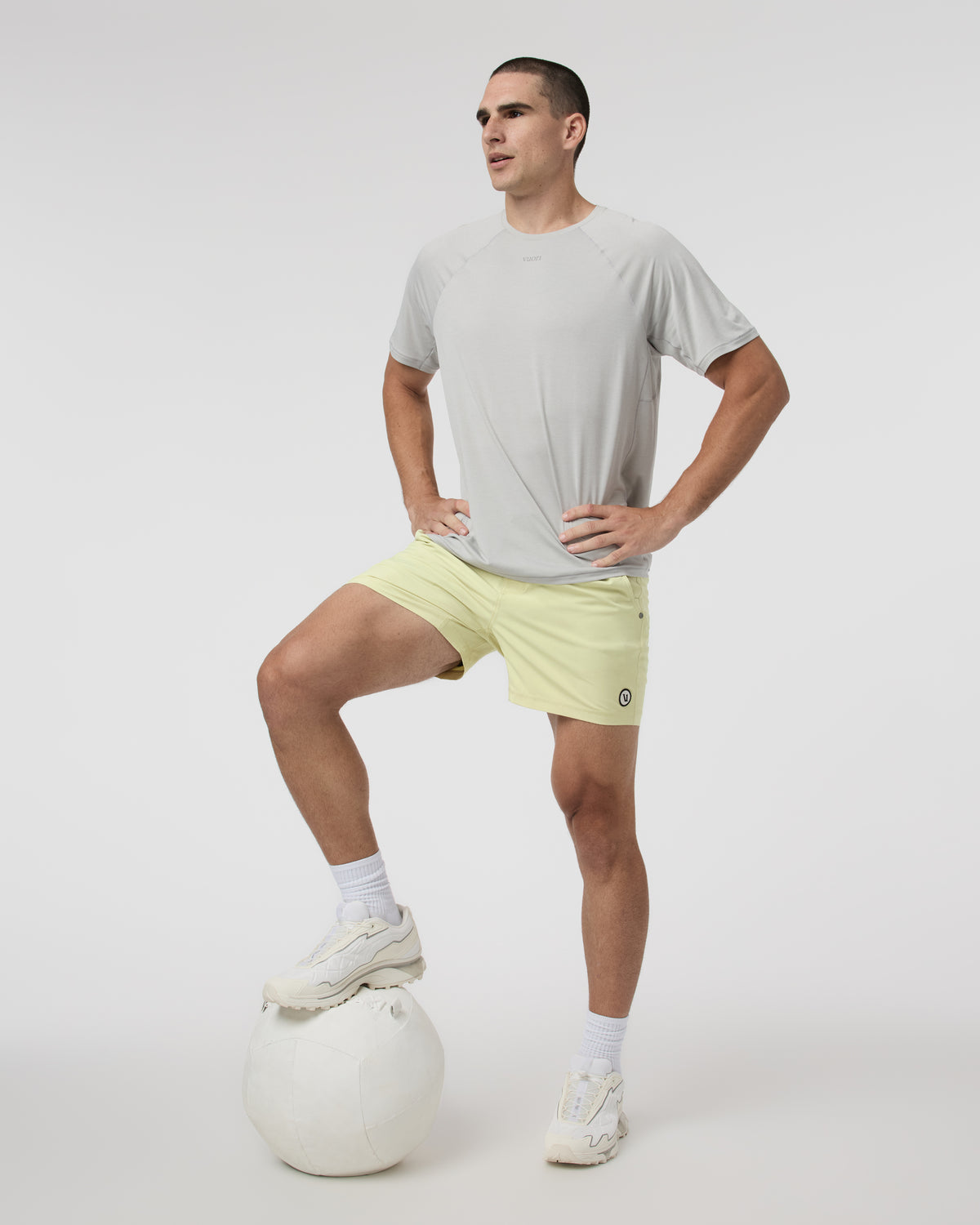 Vuori Kore Short 5" Pale Citron Athletic Shorts