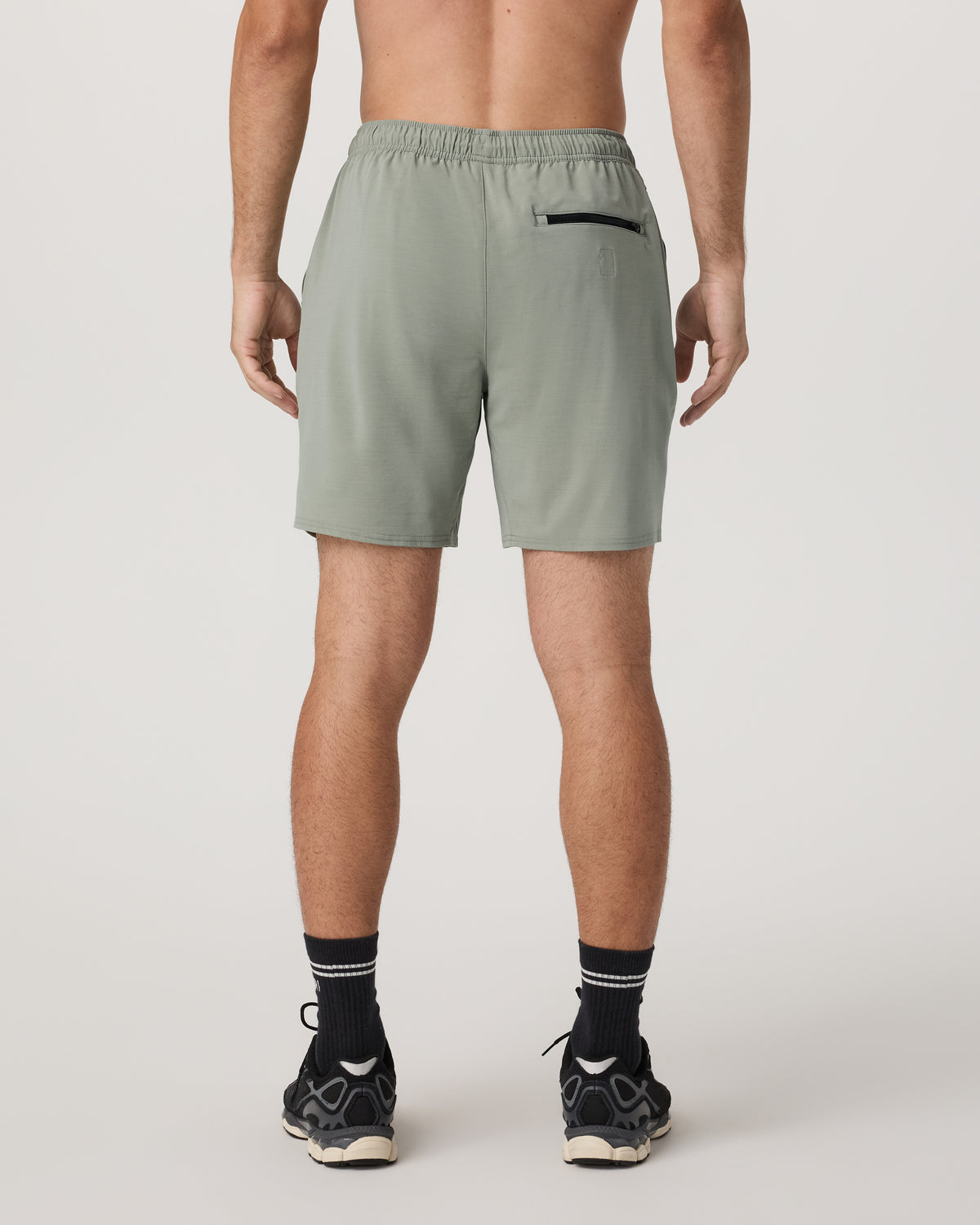 Vuori Elevate Kore Short Lined 7" Men's Agave Shorts