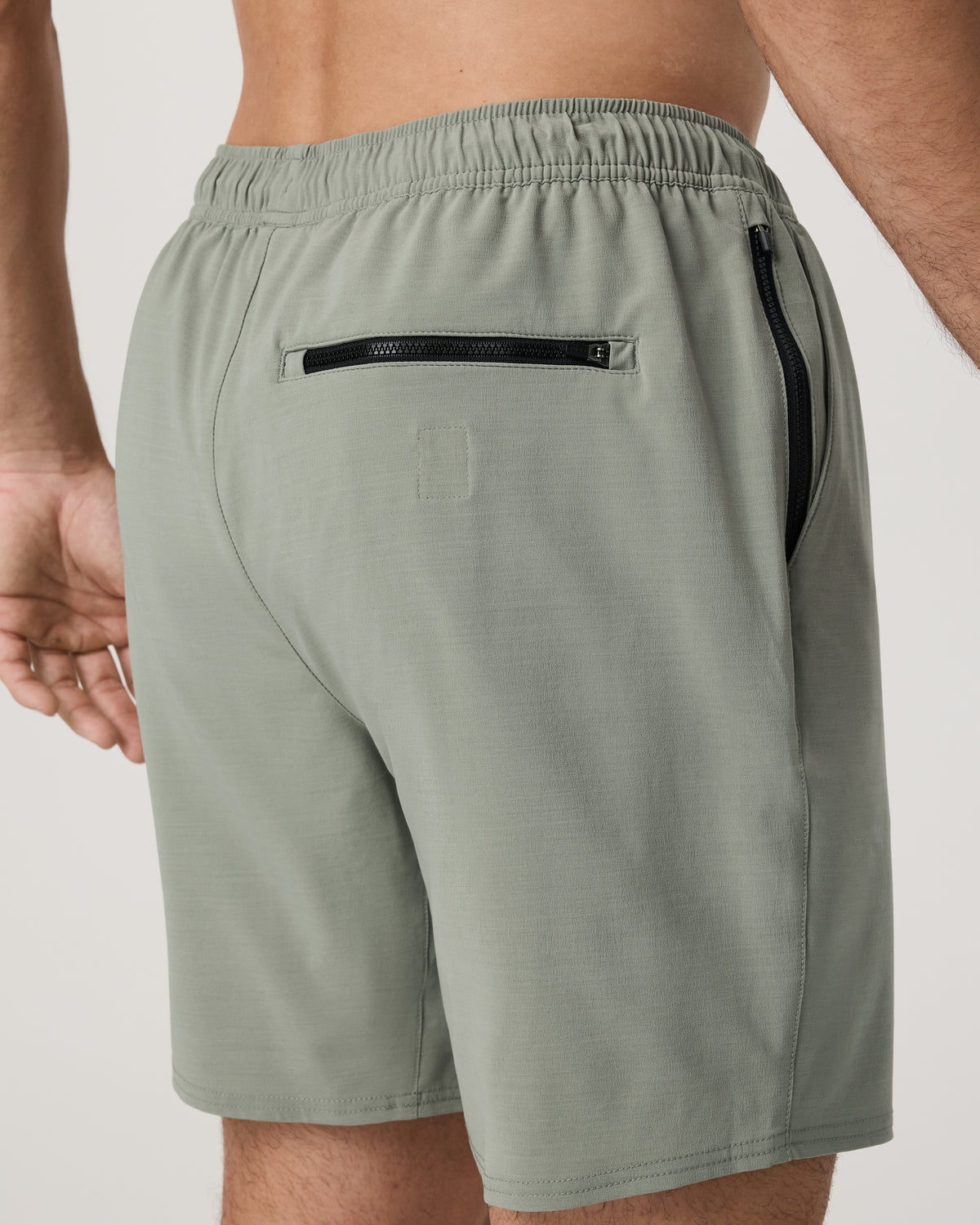 Vuori Elevate Kore Short Lined 7" Men's Agave Shorts