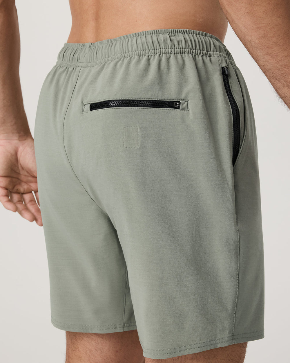 Vuori Elevate Kore Short Lined 7" Men's Agave Shorts