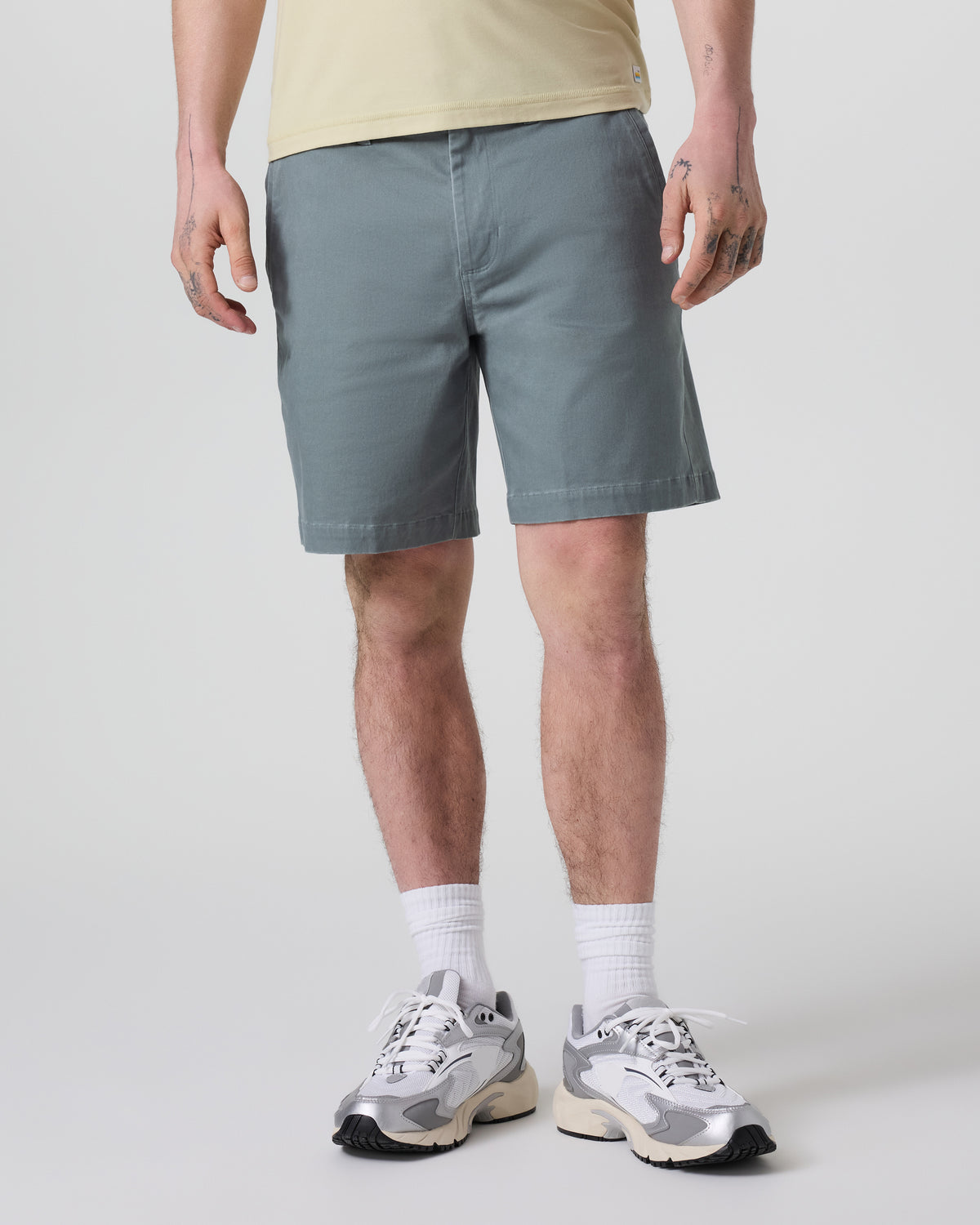 Vuori Fletcher Short Classic Fit 8" Dusty Blue