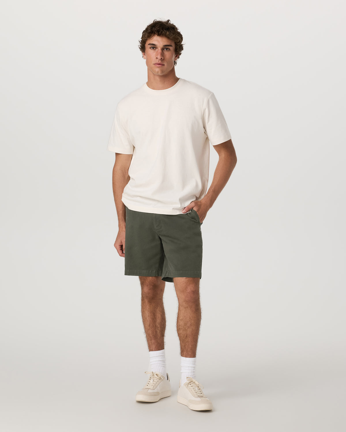 Vuori Fletcher Chino Short 8" Men's Dark Oregano Shorts