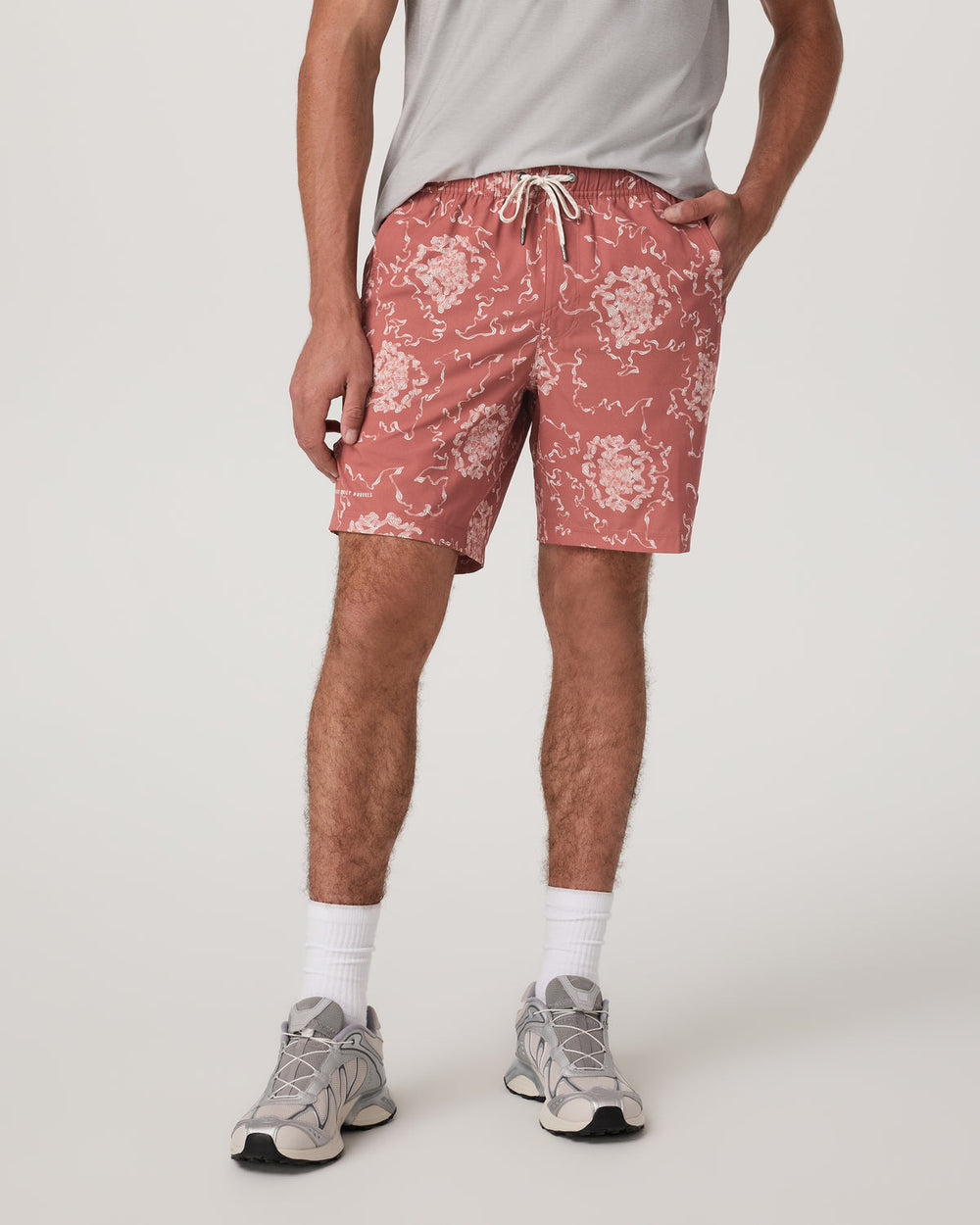 Vuori Kore Short Vuori x Kelsey Brookes Lined Classic Fit 7" Mojave