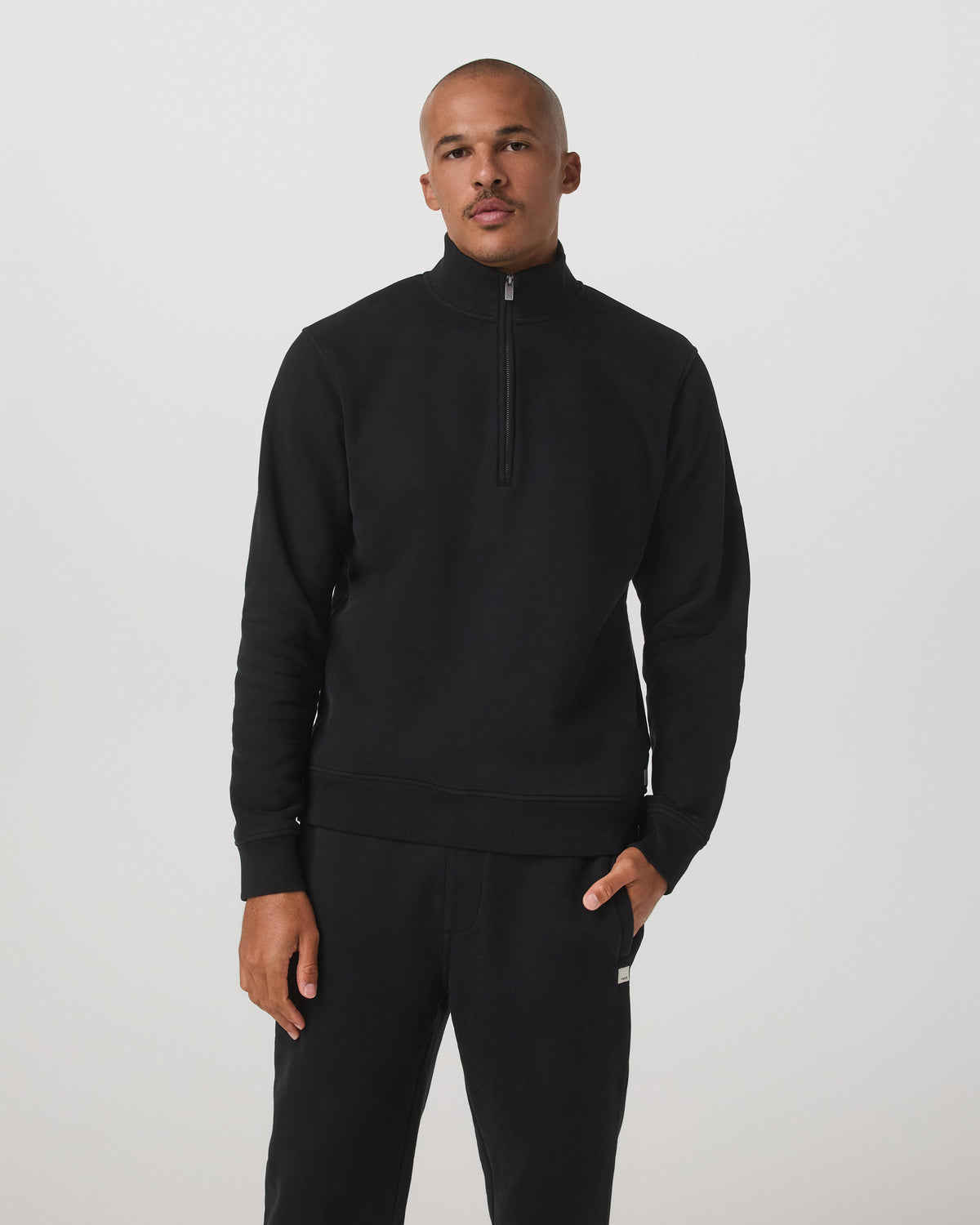 Vuori Seaside 1/2 Zip Classic Men's Black Pullover