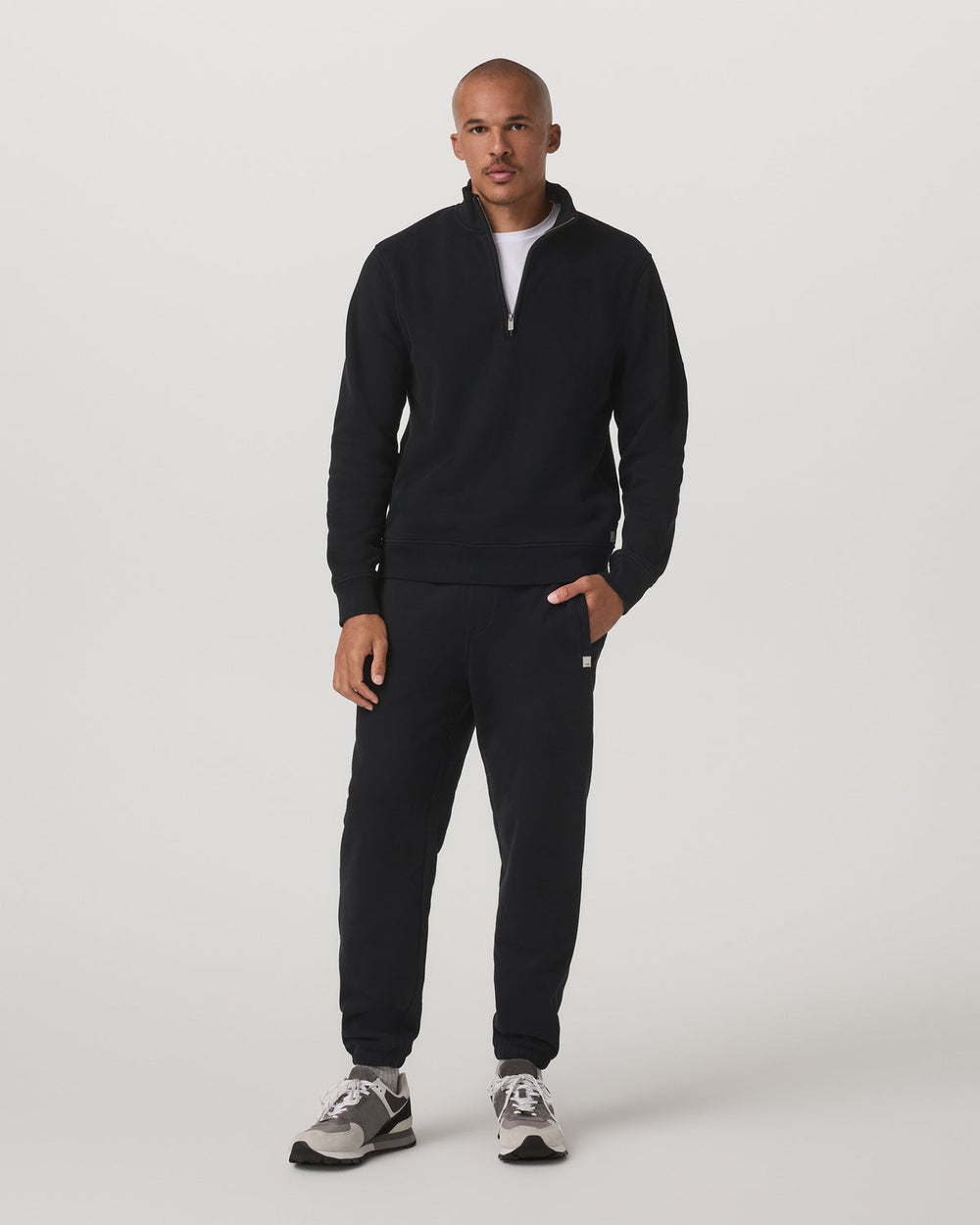 Vuori Seaside 1/2 Zip Classic Men's Black Pullover
