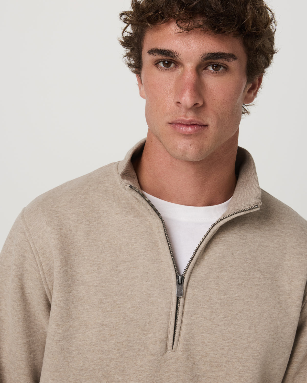 Vuori Seaside Half Zip Men's Acorn Heather Fleece Pullover