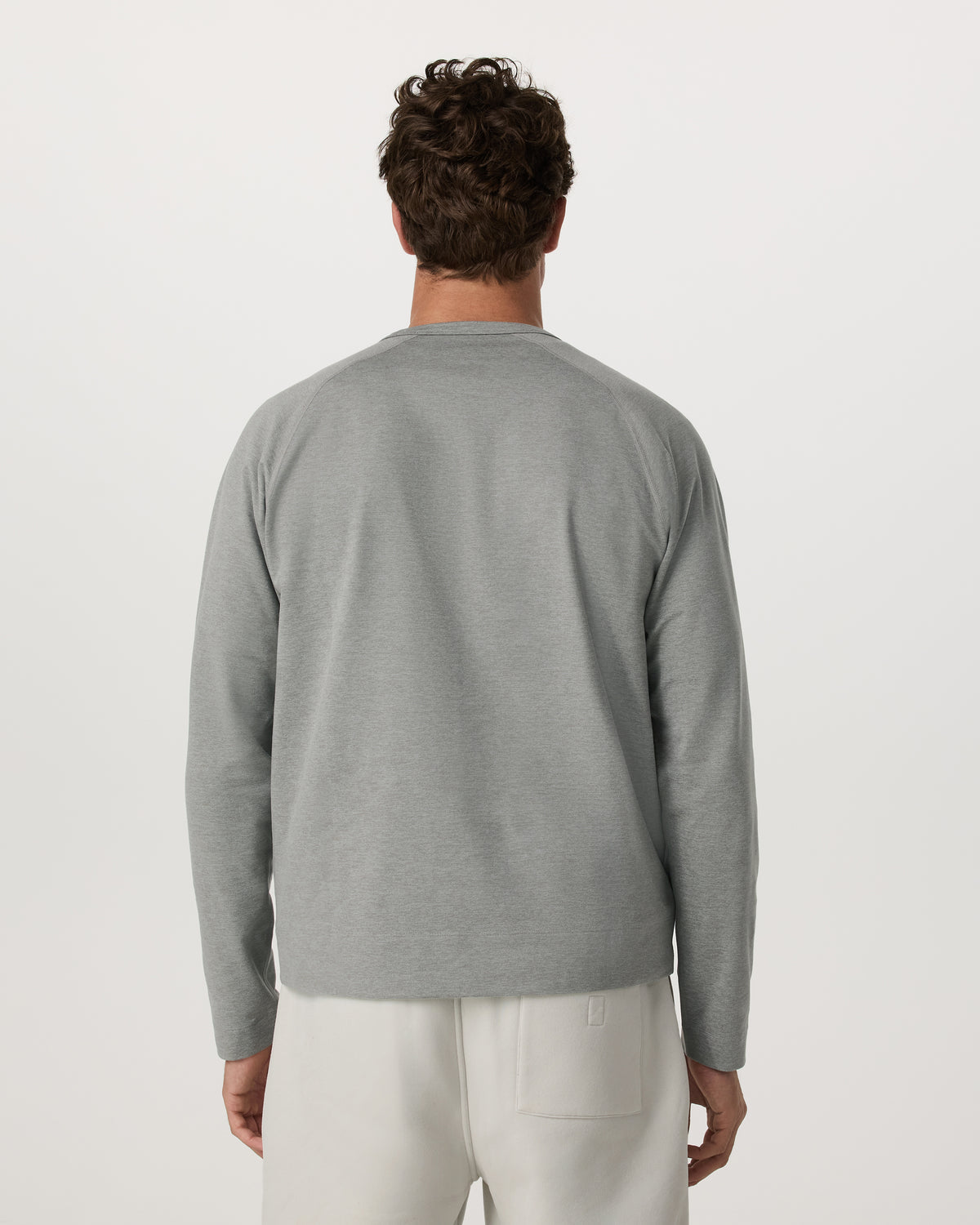 Vuori Coronado Crew - Relaxed Fit Driftwood Heather Crewneck