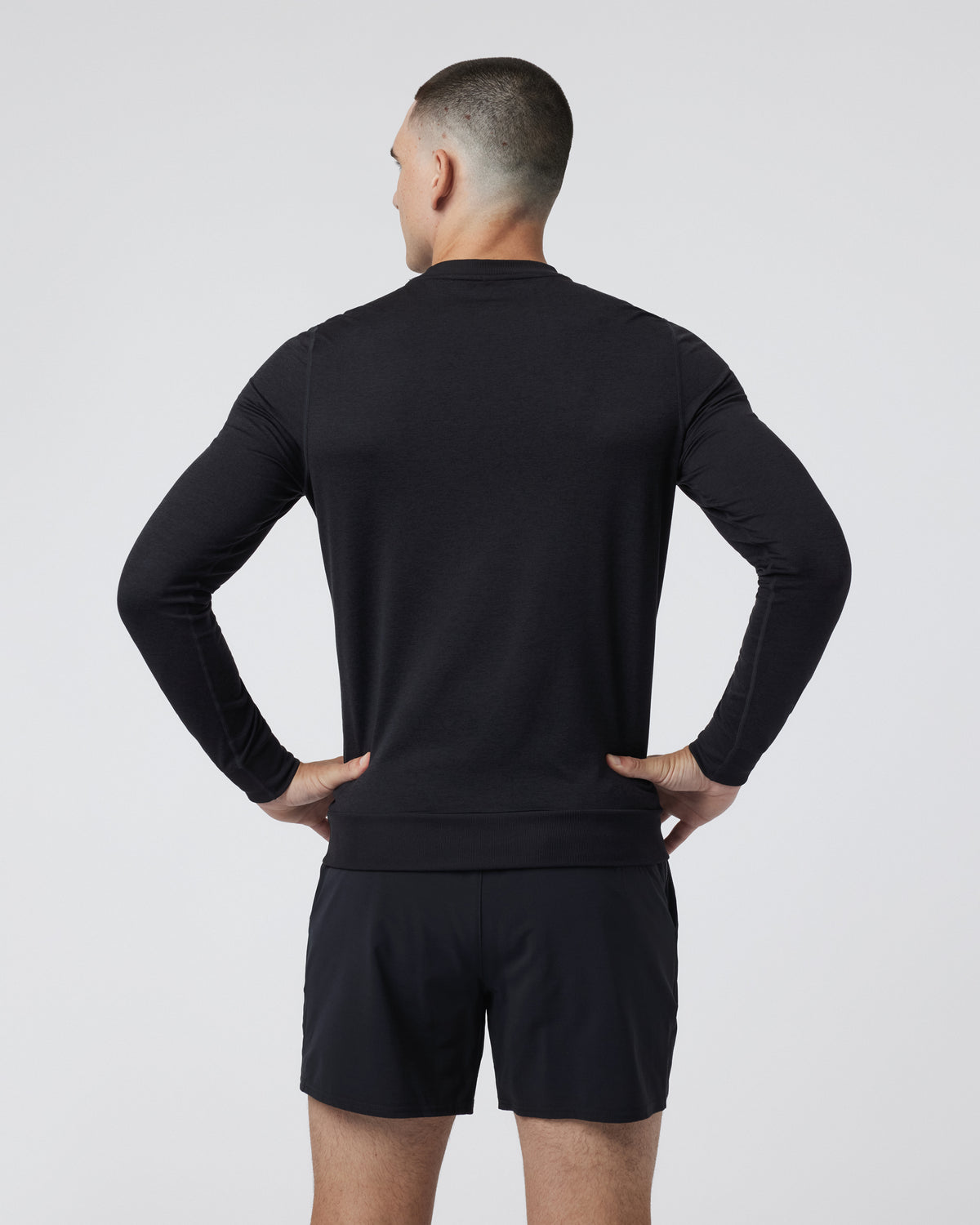 Vuori Ponto Performance Crew Men's Black Pullover