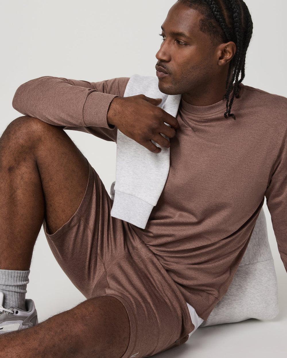 Vuori Ponto Performance Crew Men's Sable Heather Crew Neck
