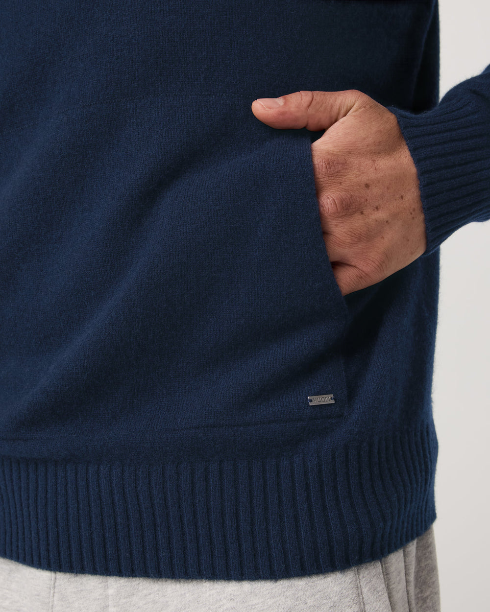 Vuori Berik Cashmere Hoodie Men's Hoodie in Ink