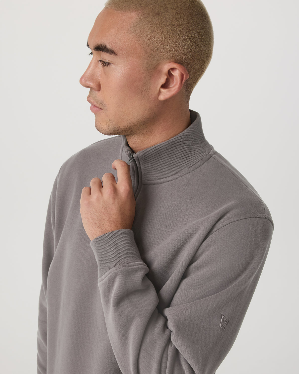 Vuori Seaside 1/2 Zip Classic Men's Cavern Grey Pullover