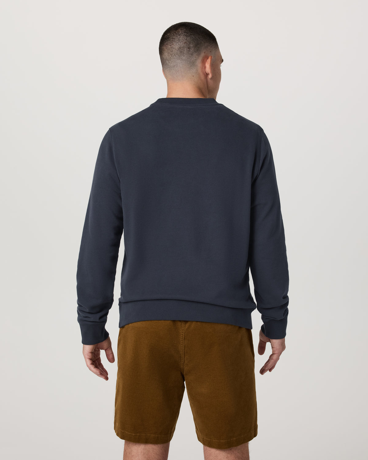 Vuori Cypress Logo Crew Men's Navy Sweatshirt