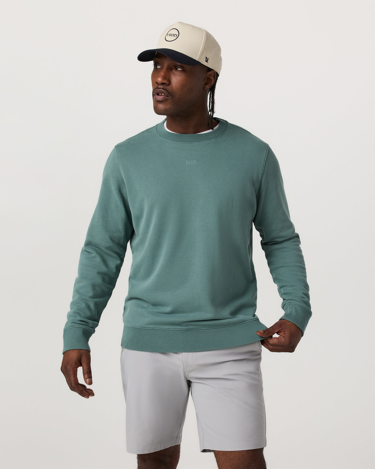 Vuori Cypress Logo Crew Men's Bluegrass Sweatshirt